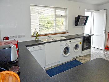 Fully equipped modern fitted kitchen